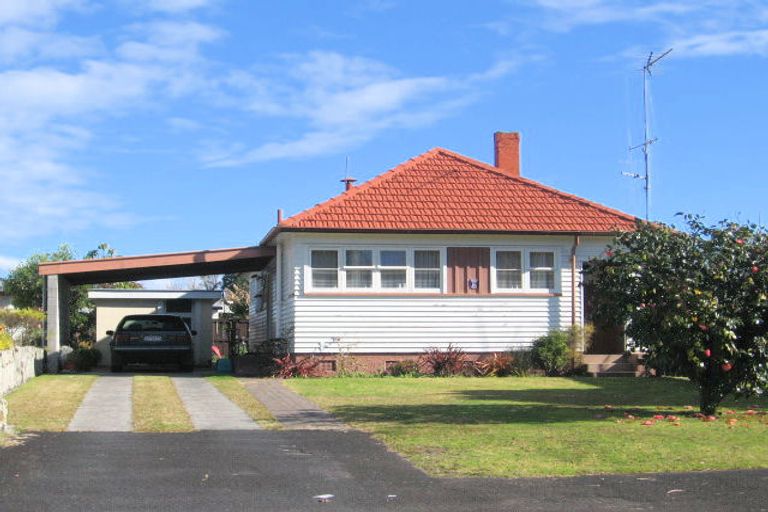 Photo of property in 49 Banbury Crescent, Fairfield, Hamilton, 3214