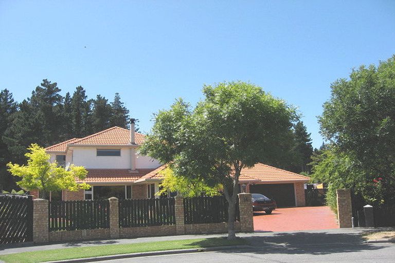 Photo of property in 14 Florance Place, Parklands, Christchurch, 8083