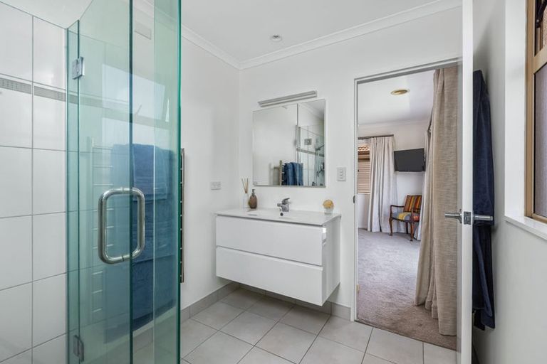 Photo of property in 1/126 Whangaparaoa Road, Red Beach, 0932