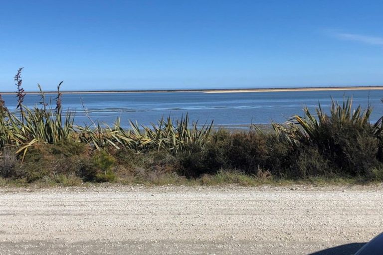 Photo of property in 71 Awarua Bay Road, Awarua Plains, Invercargill, 9877