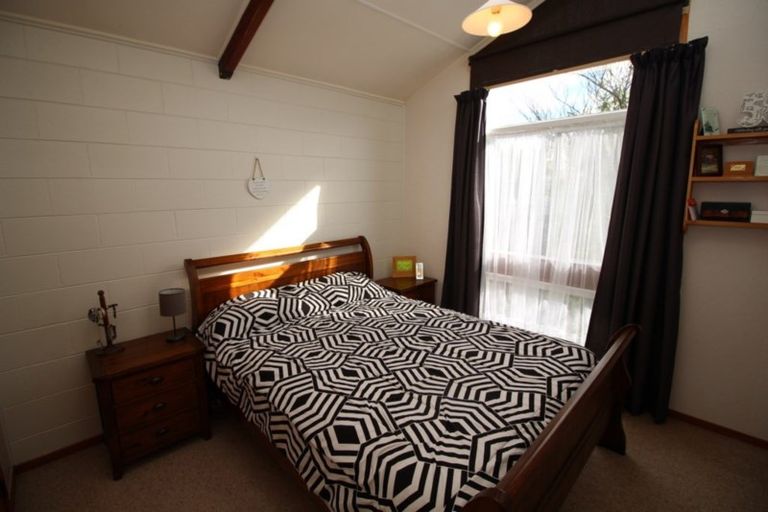 Photo of property in 12 Totara Street, Marton, 4710