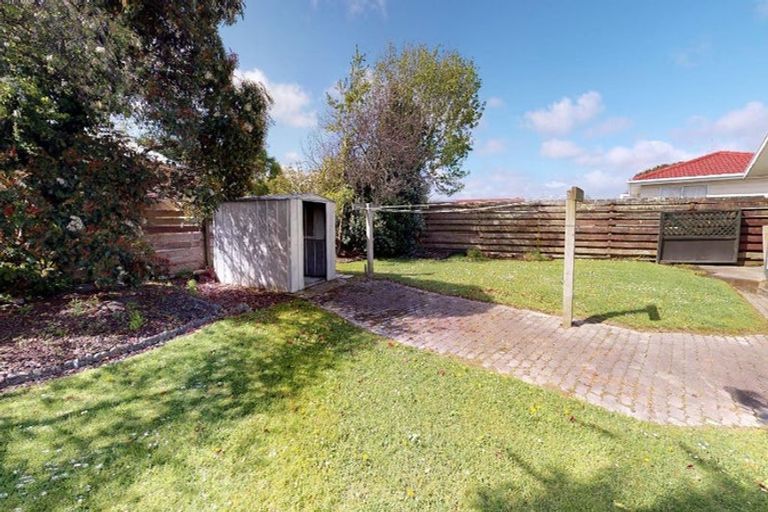 Photo of property in 41 Acacia Street, Kelvin Grove, Palmerston North, 4414