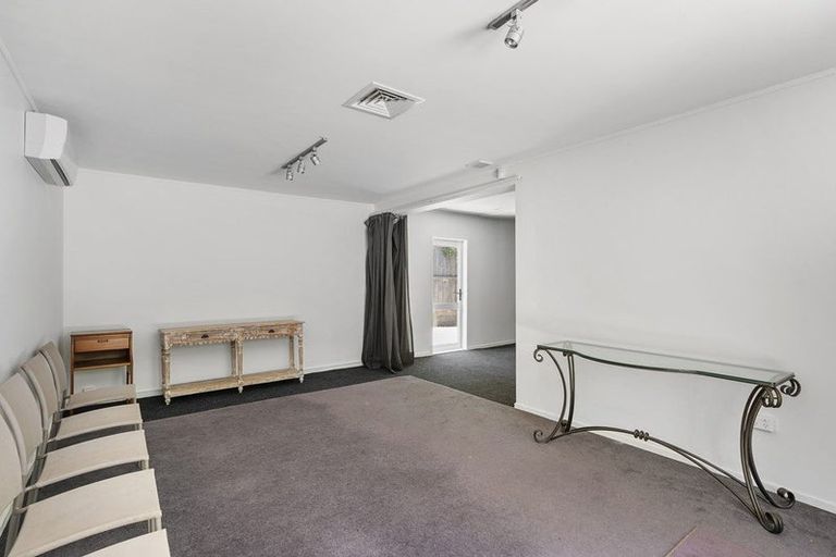 Photo of property in 158 Lake Road, Belmont, Auckland, 0622