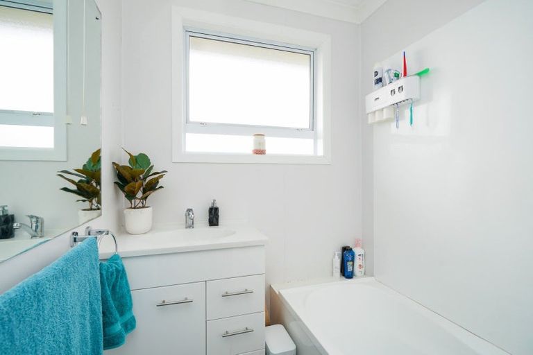 Photo of property in 65 Christina Street, Strathern, Invercargill, 9812