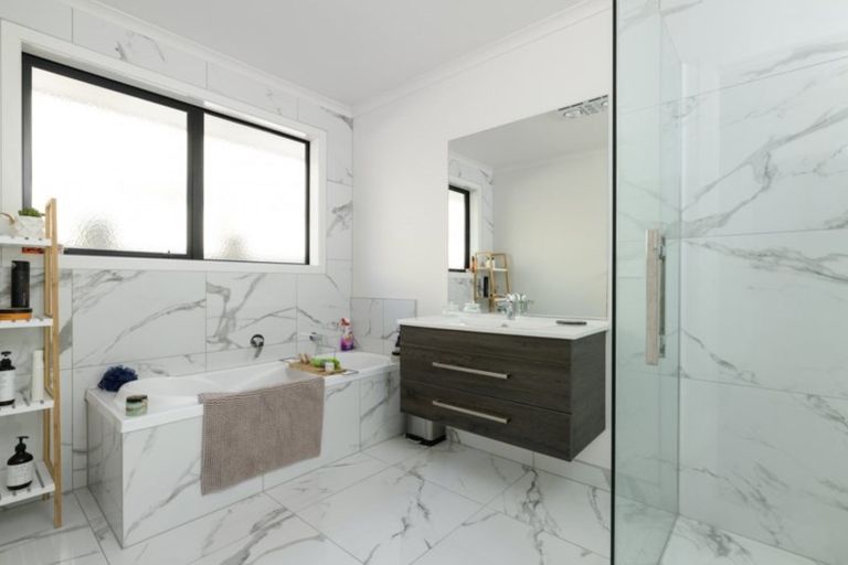 Photo of property in 40 Adler Drive, Ohauiti, Tauranga, 3112