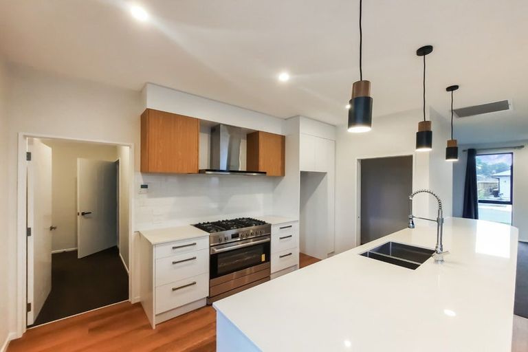 Photo of property in 16 Tara Crescent, Woodend, 7610