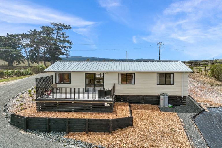 Photo of property in 2 Valley View Lane, Hakaru, Wellsford, 0975