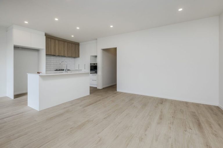 Photo of property in 23 Adlam Lane, Takanini, 2112