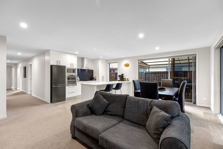 Photo of property in 103 Ballintoy Park Drive, Welcome Bay, Tauranga, 3175