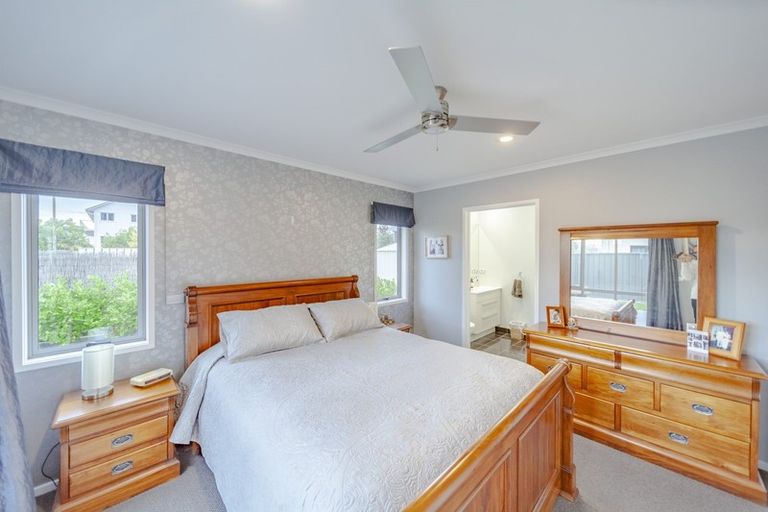 Photo of property in 18 Drake Crescent, Awatoto, Napier, 4110