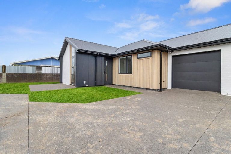 Photo of property in 3/4 Duncan Road, Saint Andrews, Hamilton, 3200