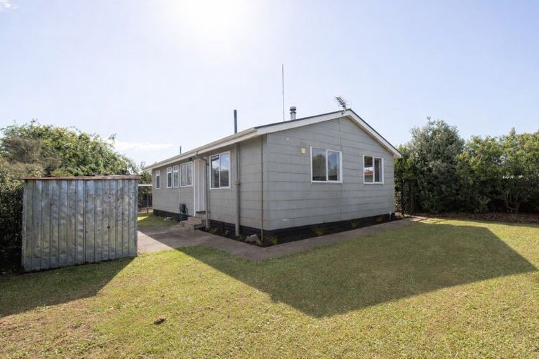 Photo of property in 14 Ponui Avenue, Kerepehi, Paeroa, 3671
