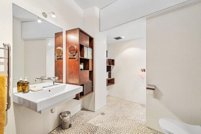 Photo of property in Dominion Apartments, 14/80 Victoria Street, Wellington Central, Wellington, 6011