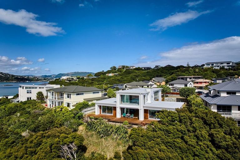 Photo of property in 31 Pendennis Point, Camborne, Porirua, 5026