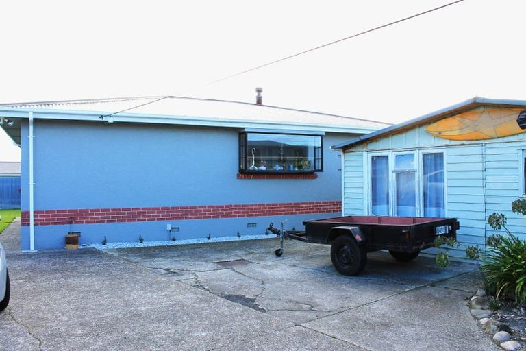 Photo of property in 10 Stirrat Street, Kingswell, Invercargill, 9812