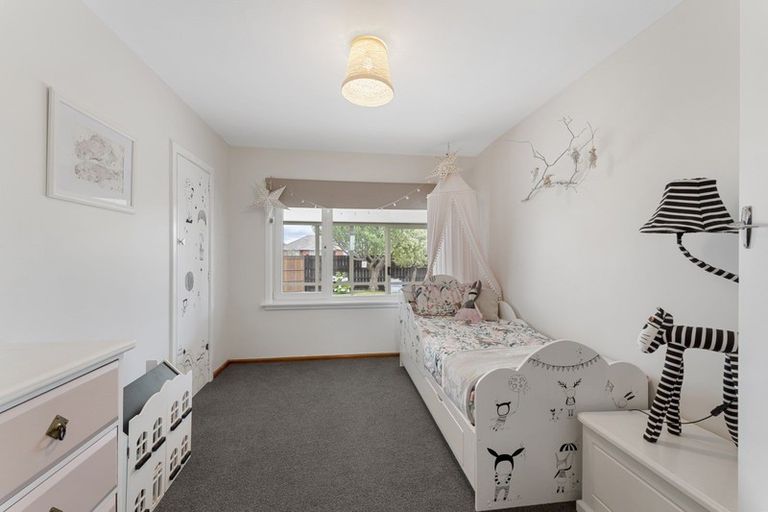 Photo of property in 77 Bridge Street, New Brighton, Christchurch, 8062