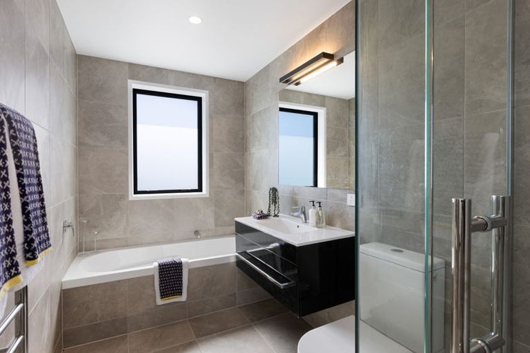 Photo of property in 57 Upper Harbour Drive, Greenhithe, Auckland, 0632