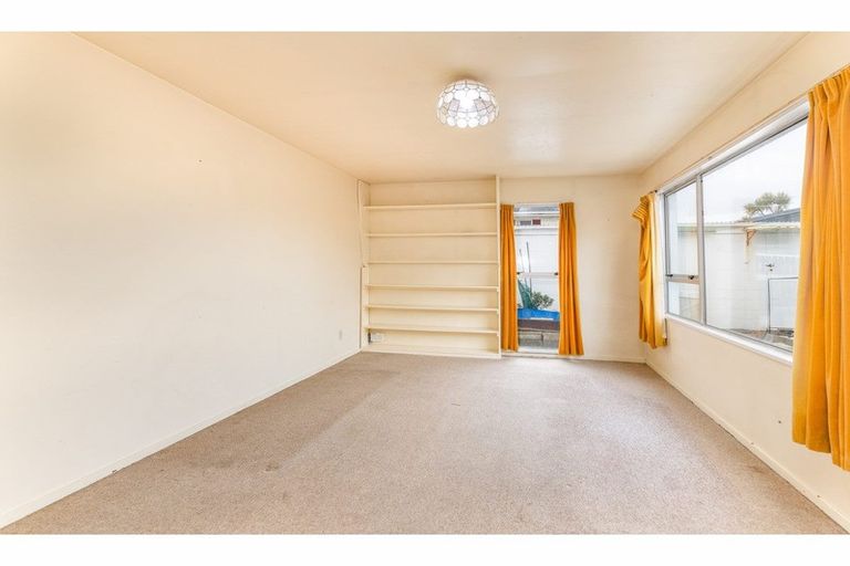 Photo of property in 4/6 Lonsdale Street, New Brighton, Christchurch, 8083