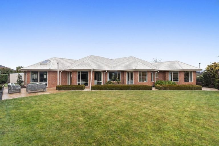 Photo of property in 1 Becmead Drive, Harewood, Christchurch, 8051