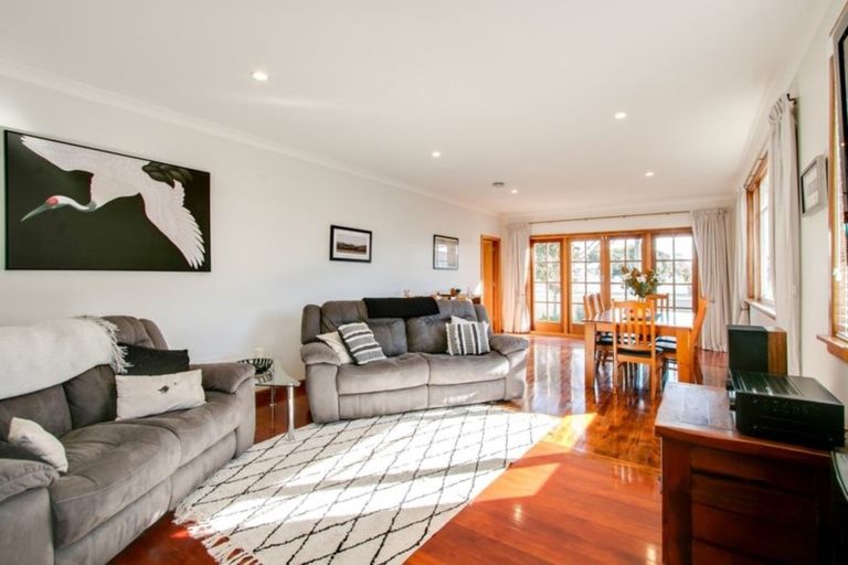 Photo of property in 215 Park Road North, Parkvale, Hastings, 4122