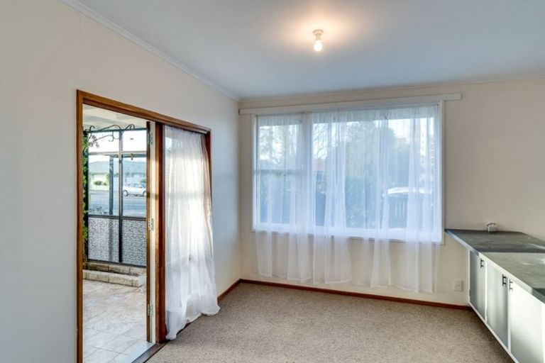Photo of property in 104 Southampton Street West, Hastings, 4122