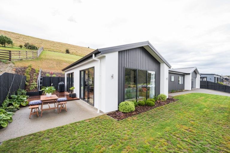 Photo of property in 24 Genia Drive, Wakefield, 7025