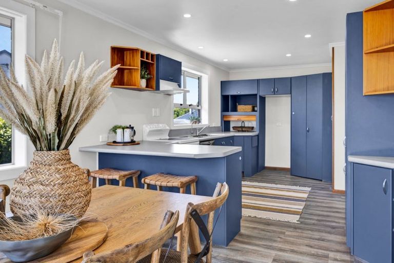 Photo of property in 16 Puni Street, Fitzroy, New Plymouth, 4312