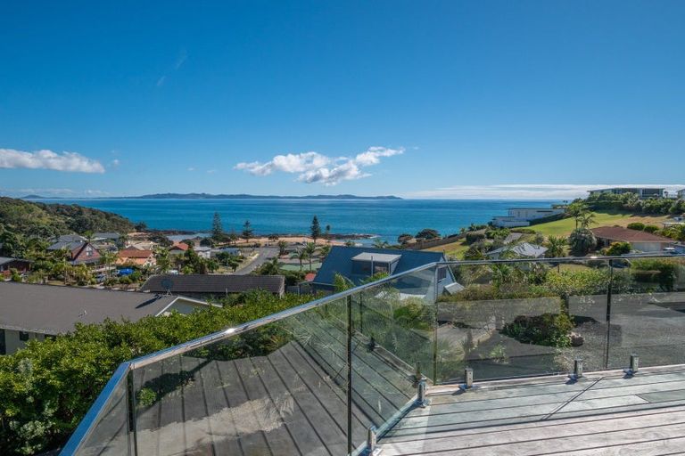 Photo of property in 7 Dudley Crescent, Cable Bay, 0420