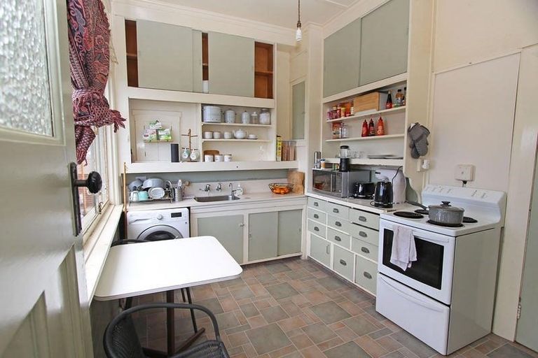 Photo of property in 1 Duchess Avenue, Dunedin Central, Dunedin, 9016