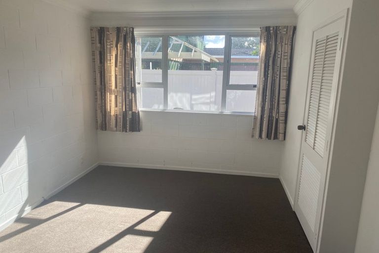 Photo of property in 3 Marama Place, One Tree Point, 0118