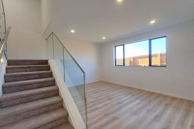 Photo of property in 345 East Coast Road, Mairangi Bay, Auckland, 0630