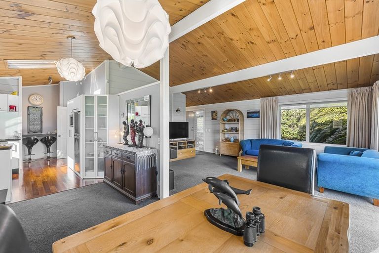 Photo of property in 112 Manly Street, Paraparaumu Beach, Paraparaumu, 5032