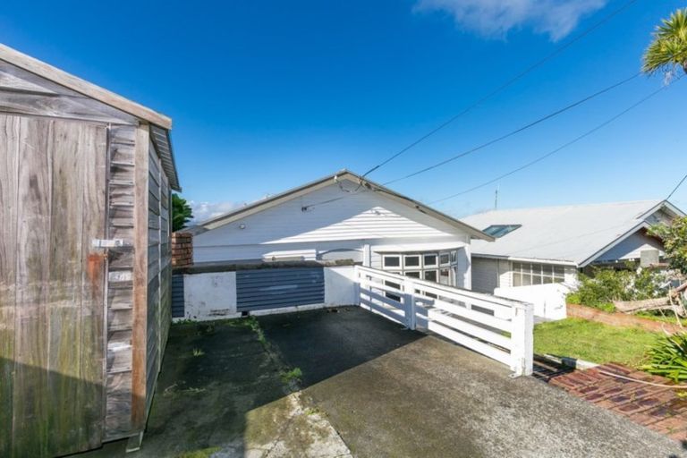 Photo of property in 43 Overtoun Terrace, Hataitai, Wellington, 6021