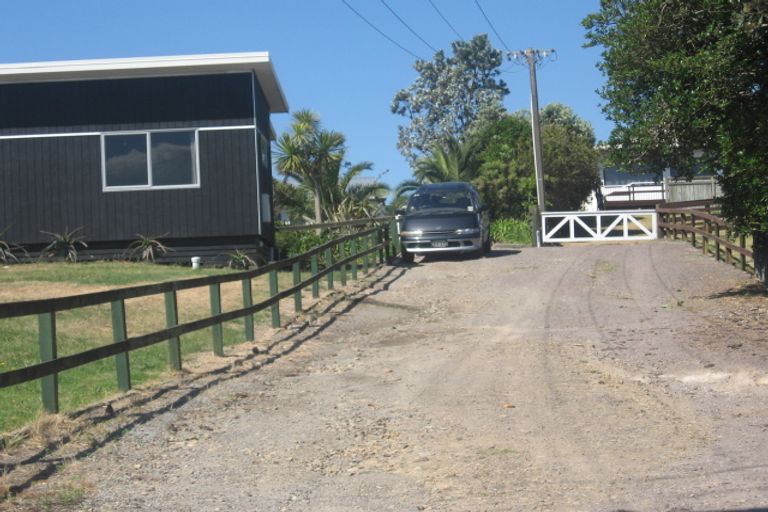 Photo of property in 615 Pukehina Parade, Pukehina, Te Puke, 3189