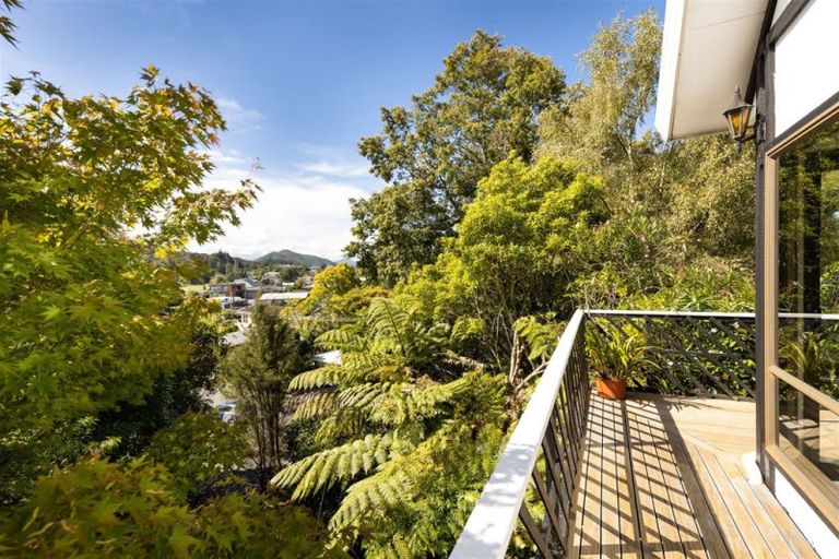 Photo of property in 5 Newgate Street, Picton, 7220