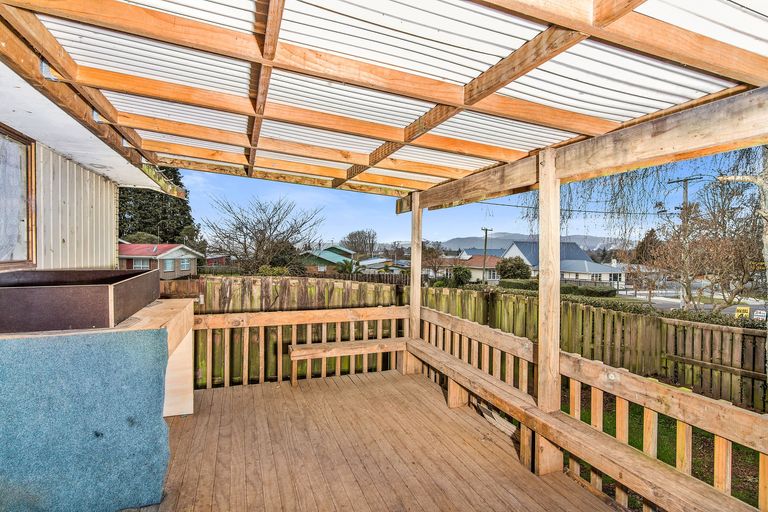Photo of property in 2 Turner Drive, Western Heights, Rotorua, 3015