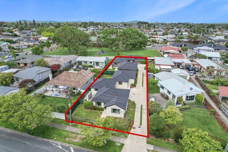 Photo of property in 2/5 Mahana Road, Saint Andrews, Hamilton, 3200