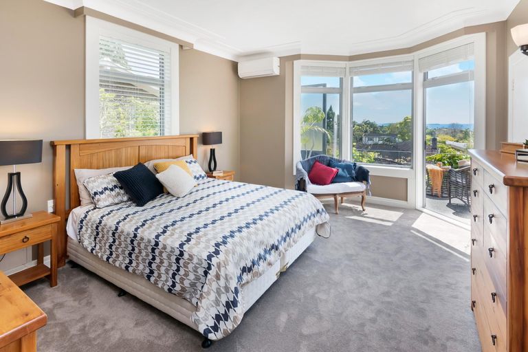 Photo of property in 30 Paparoa Road, Cockle Bay, Auckland, 2014