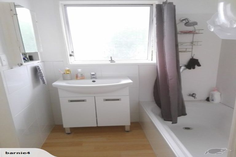 Photo of property in 2/43 Ferndown Avenue, Papatoetoe, Auckland, 2025