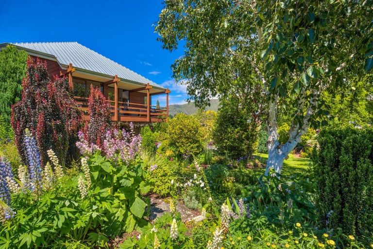 Photo of property in 36 Warren Street, Wanaka, 9305