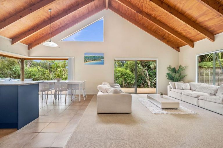 Photo of property in 43 Whangarei Heads School Road, Whangarei Heads, Whangarei, 0174