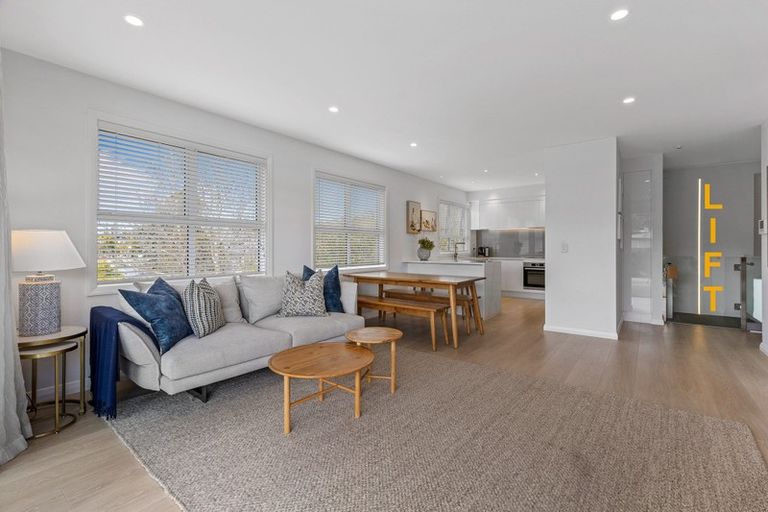 Photo of property in 47a Seine Road, Forrest Hill, Auckland, 0620