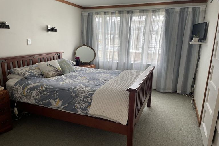 Photo of property in 80 Waddington Drive, Naenae, Lower Hutt, 5011