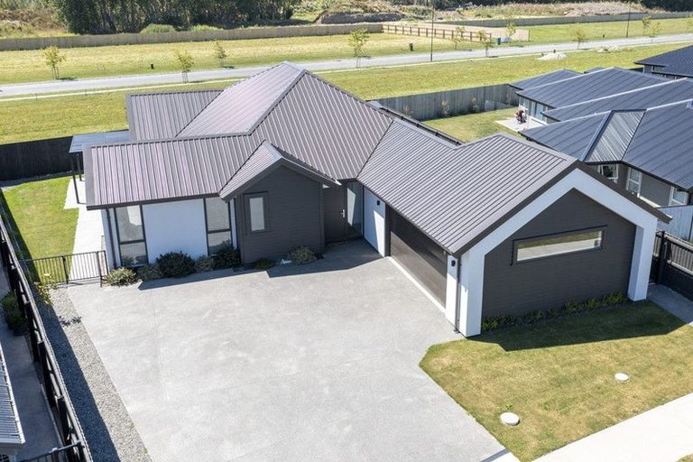 Photo of property in 23 Mcquillan Avenue, Woodend, 7610