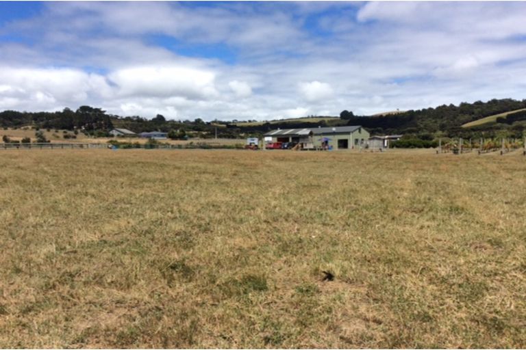 Photo of property in 245a Muriwai Valley Road, Muriwai, Waimauku, 0881