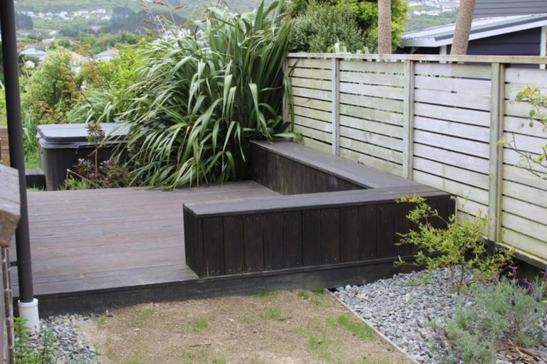 Photo of property in 24 Cresswell Place, Johnsonville, Wellington, 6037