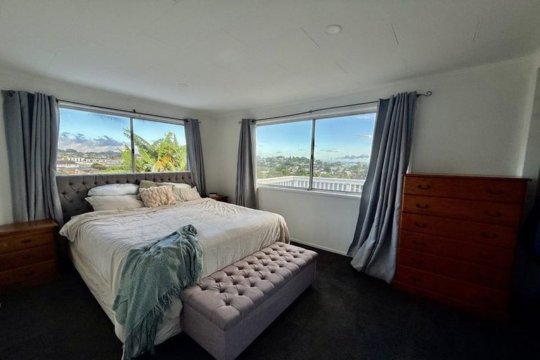 Photo of property in 8 Moera Place, Stanmore Bay, Whangaparaoa, 0932