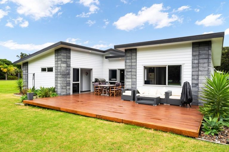 Photo of property in 6 Platinum Place, Matapouri, Whangarei, 0173