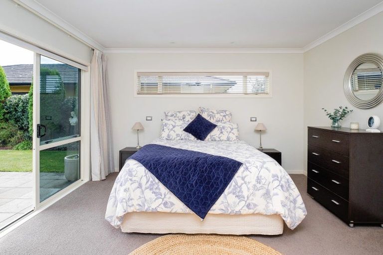 Photo of property in 2 Akaroa Road, Poraiti, Napier, 4112