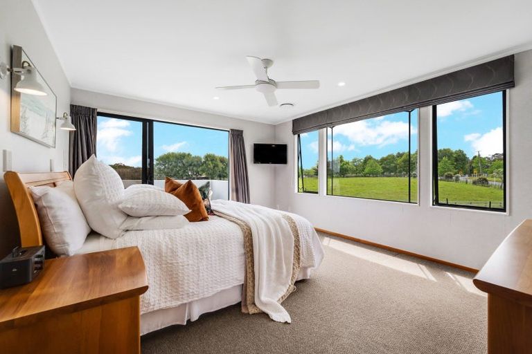 Photo of property in 30 Clifton Road, Whitford, Howick, 2571